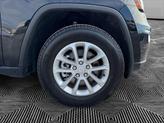 Thumbnail of 2021 Diamond Black Crystal Pearlcoat Jeep Grand Cherokee