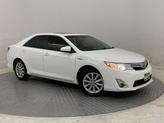 Thumbnail of 2014 Super White Toyota Camry Hybrid