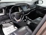Thumbnail of 2019 Toasted Walnut Pearl Toyota Highlander