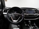 Thumbnail of 2019 Toasted Walnut Pearl Toyota Highlander