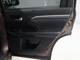 Thumbnail of 2019 Toasted Walnut Pearl Toyota Highlander