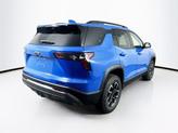 Thumbnail of 2025 Reef Blue Metallic Chevrolet Equinox
