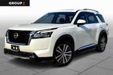 Photo of 2022 White Nissan Pathfinder