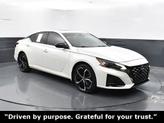 Photo of 2024 White Nissan Altima