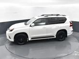 Thumbnail of 2022 Starfire Pearl Lexus GX 460