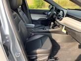 Thumbnail of 2025 Silver Zynith Metallic Clearcoat Jeep Compass