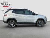 Thumbnail of 2025 Silver Zynith Metallic Clearcoat Jeep Compass