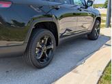 Thumbnail of 2025 Diamond Black Crystal Pearlcoat Jeep Grand Cherokee L