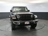 Thumbnail of 2025 Black Clearcoat Jeep Gladiator
