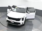 Thumbnail of 2024 Glacial White Pearl Kia Sorento