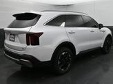 Thumbnail of 2024 Glacial White Pearl Kia Sorento