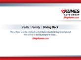 Thumbnail of 2024 Glacial White Pearl Kia Sorento