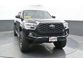 Thumbnail of 2020 Black Toyota Tacoma