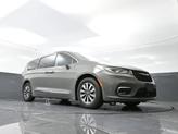 Thumbnail of 2022 Ceramic Gray Clearcoat Chrysler Pacifica Hybrid