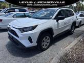Photo of 2021 Super White Toyota RAV4