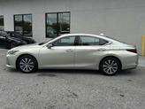 Thumbnail of 2019 Moonbeam Beige Met Lexus ES 350