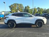 Thumbnail of 2026 Summit White Chevrolet Trax