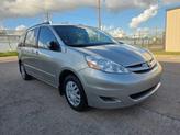 Thumbnail of 2006 Silver Shadow Pearl Toyota Sienna