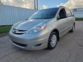 Thumbnail of 2006 Silver Shadow Pearl Toyota Sienna