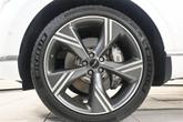 Thumbnail of 2025 White Genesis GV80