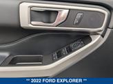Thumbnail of 2022 STAR WHITE MET TRI-COAT Ford Explorer