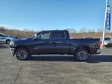Thumbnail of 2025 Diamond Black Crystal Pearlcoat RAM 1500