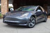 Thumbnail of 2019 Midnight Silver Metallic Tesla Model 3