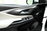 Thumbnail of 2024 White Frost Tricoat Buick Envista