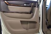 Thumbnail of 2015 White Diamond Tricoat GMC Acadia