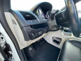 Thumbnail of 2017 White Dodge Grand Caravan