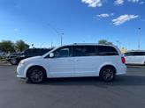 Thumbnail of 2017 White Dodge Grand Caravan