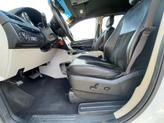 Thumbnail of 2017 White Dodge Grand Caravan