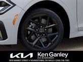 Thumbnail of 2026 Snow White Pearl Kia K5