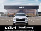 Thumbnail of 2025 Snow White Pearl Kia Seltos