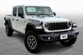 Thumbnail of 2025 Bright White Clearcoat Jeep Gladiator