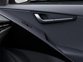 Thumbnail of 2025 Snow White Pearl Kia Niro