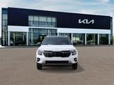 Thumbnail of 2026 Clear White/Black Roof Kia Seltos
