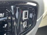 Thumbnail of 2022 Iridescent Pearl Tricoat Chevrolet Silverado 1500