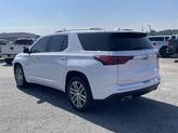 Thumbnail of 2023 Iridescent Pearl Tricoat Chevrolet Traverse