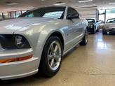 Thumbnail of 2006 Satin Silver Clearcoat Metallic Ford Mustang