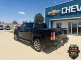 Thumbnail of 2022 Onyx Black GMC Canyon