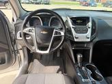 Thumbnail of 2017 Silver Ice Metallic Chevrolet Equinox