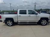 Thumbnail of 2018 Iridescent Pearl Tricoat Chevrolet Silverado 1500