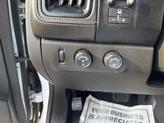Thumbnail of 2022 Summit White GMC Canyon