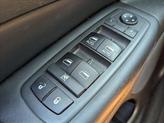 Thumbnail of 2018 Diamond Black Crystal Pearlcoat Jeep Grand Cherokee
