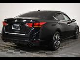 Thumbnail of 2021 Super Black Clearcoat Nissan Altima