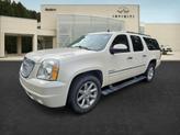 Photo of 2014 White GMC Yukon XL