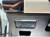 Thumbnail of 2019 White Land Rover Discovery