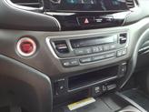 Thumbnail of 2022 Lunar Silver Metallic Honda Pilot