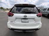 Thumbnail of 2020 White Nissan Rogue